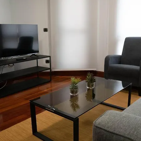1 Apartment *